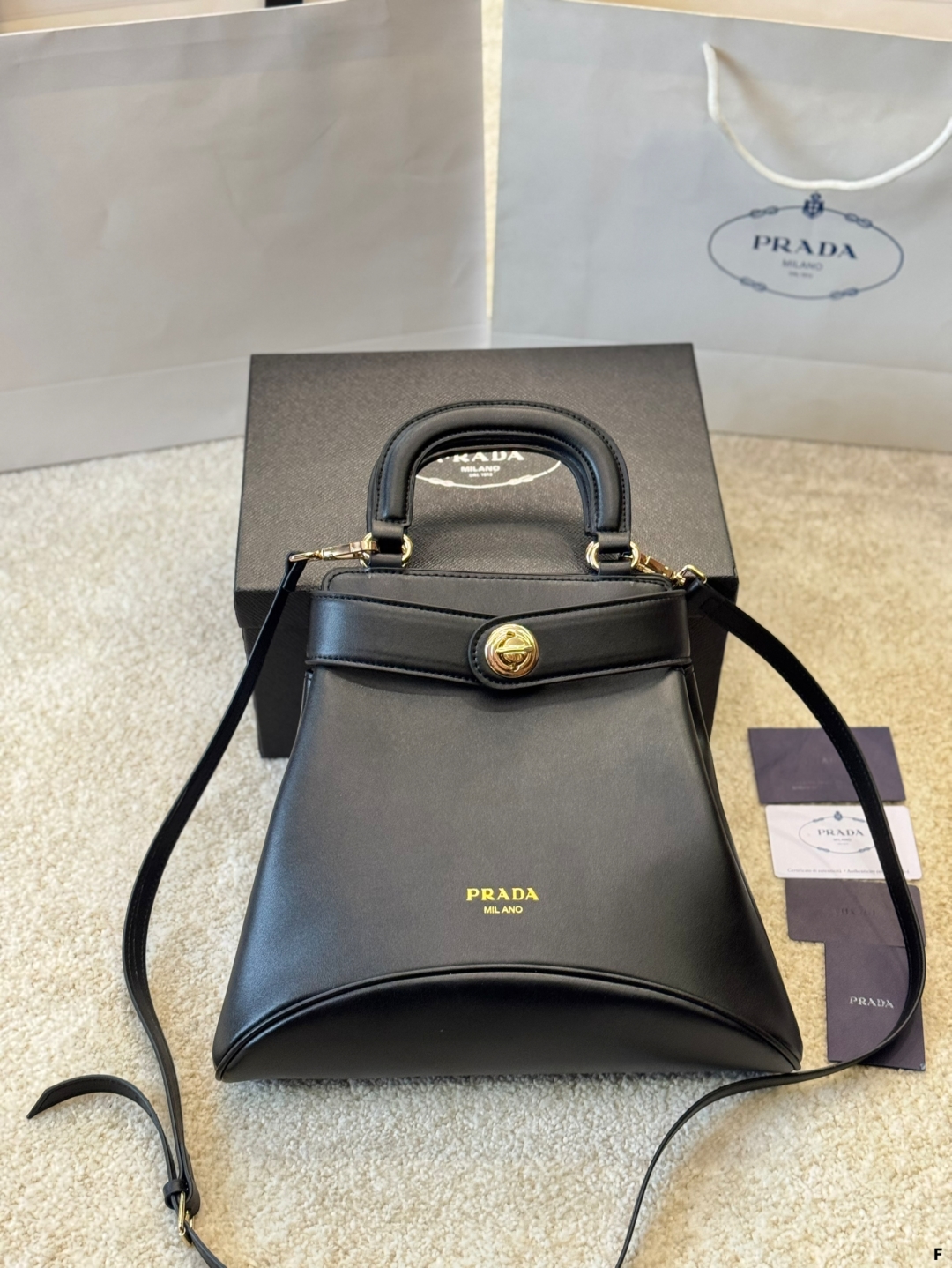 PRADA bag 406